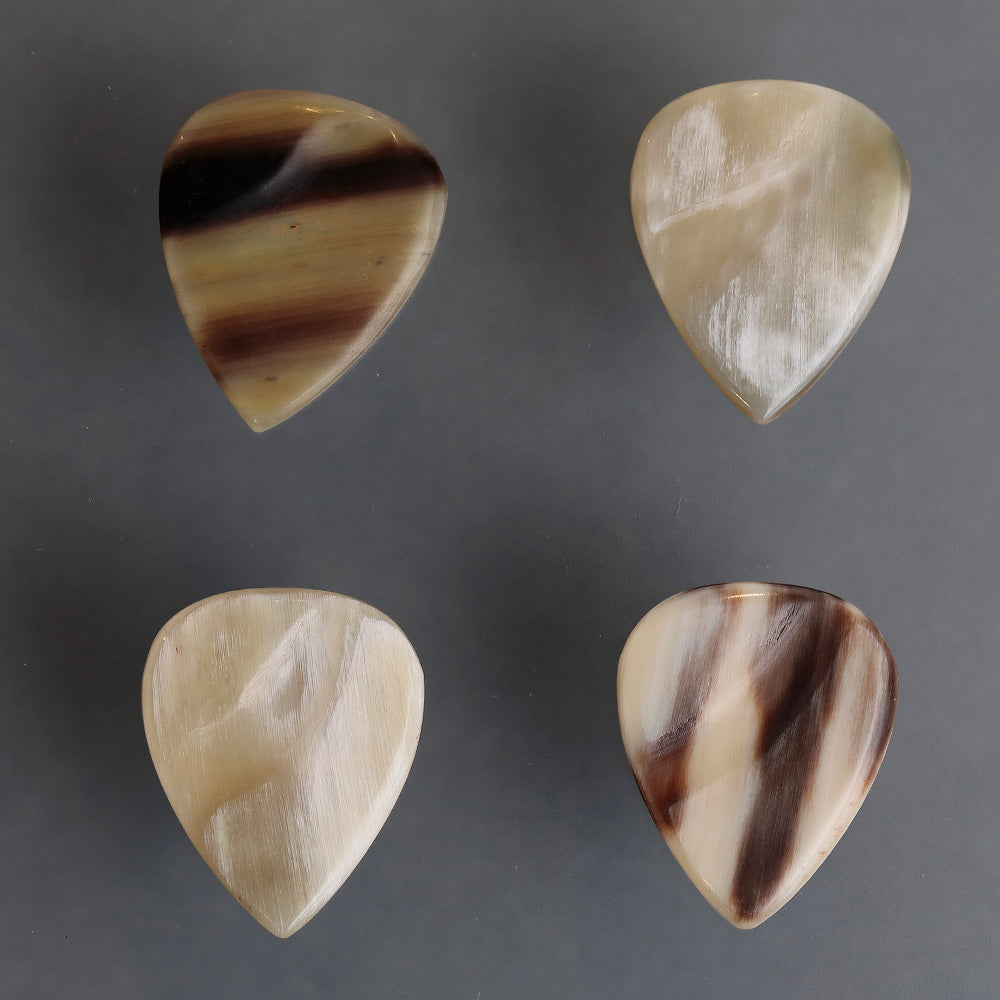 GENUINE HONE | Teardrop | Material: Mixed horn (water buffalo horn) | Color: Horn | 1 piece