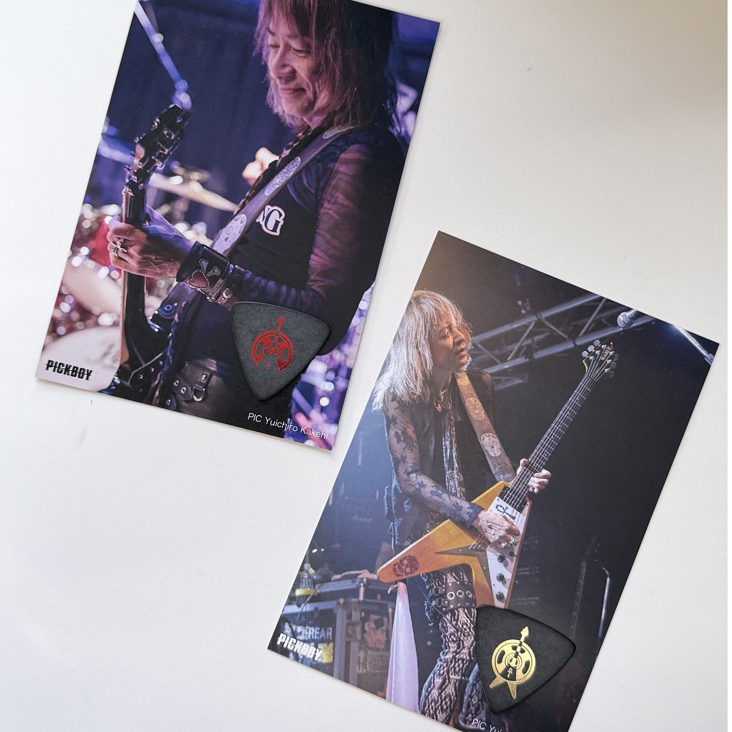 ヘルギター　SHARAモデルギターピック［石原 愼一郎/アースシェイカー］| Triangle | 素材：ポリアセタール | 色：メタリックレッド、ゴールド | 2色各10枚入り